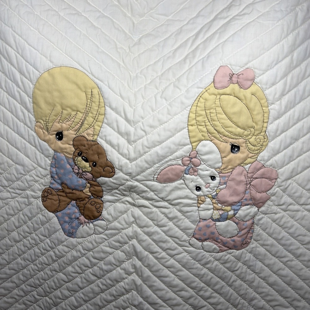 VTG PRECIOUS MOMENTS QUILTED FABRIC Blanket 57 X 37 Eyelet Trim Yellow Crib